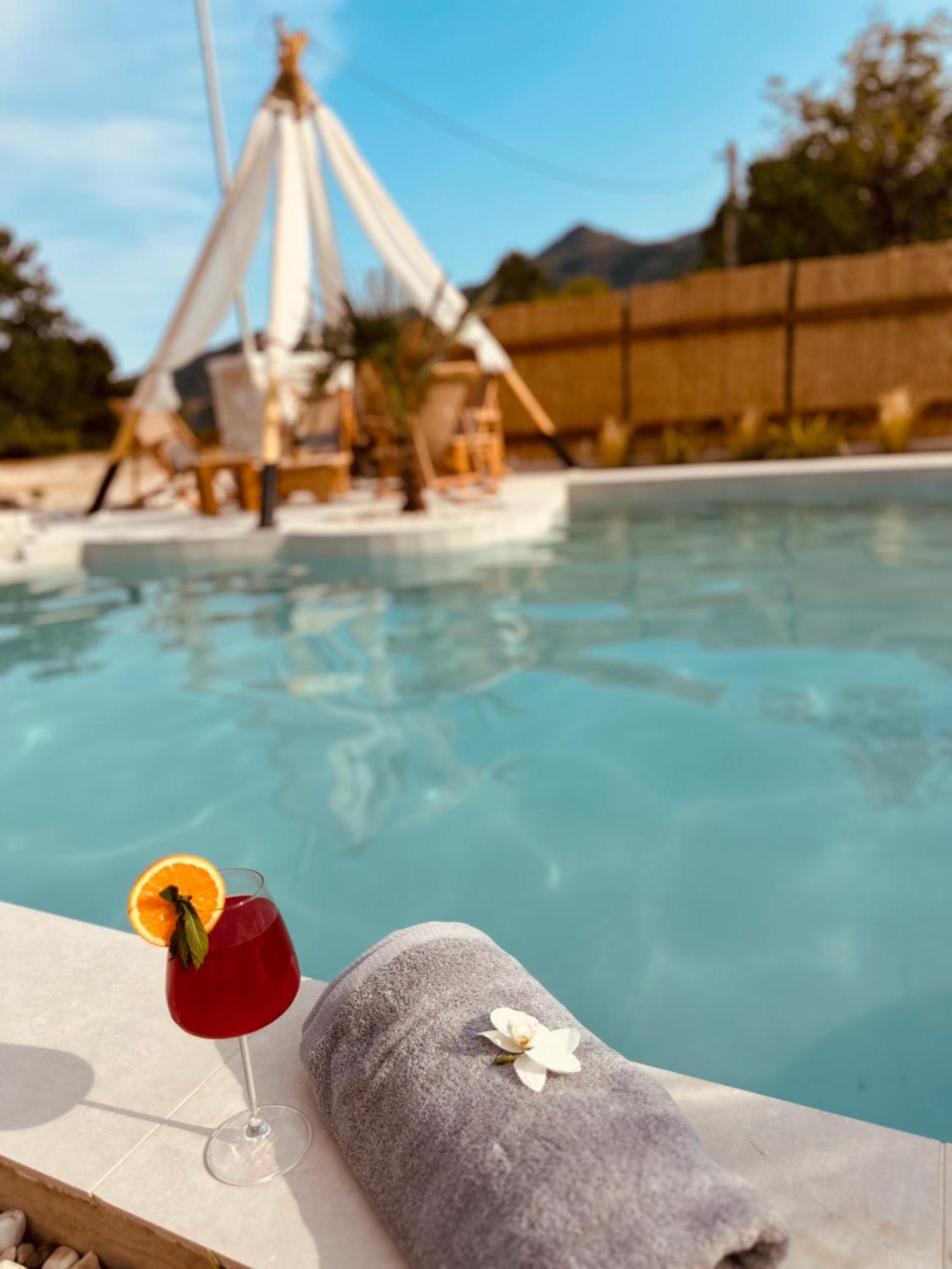 Amo Golden Suites خْريسيا أموذيا المظهر الخارجي الصورة