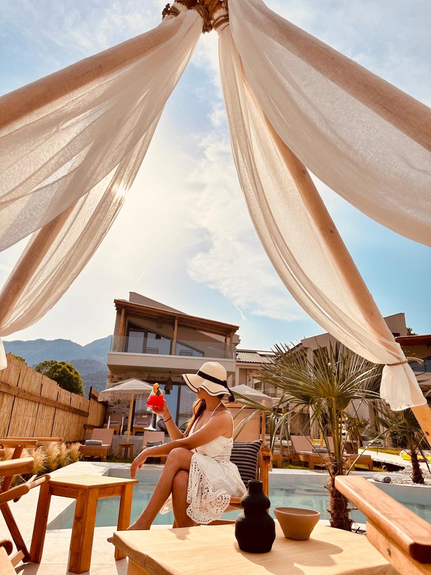 Amo Golden Suites خْريسيا أموذيا المظهر الخارجي الصورة