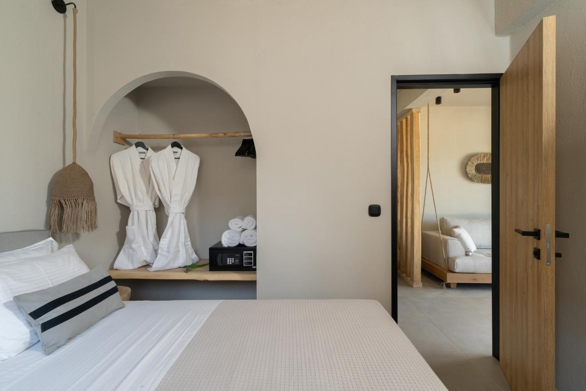 Amo Golden Suites خْريسيا أموذيا المظهر الخارجي الصورة