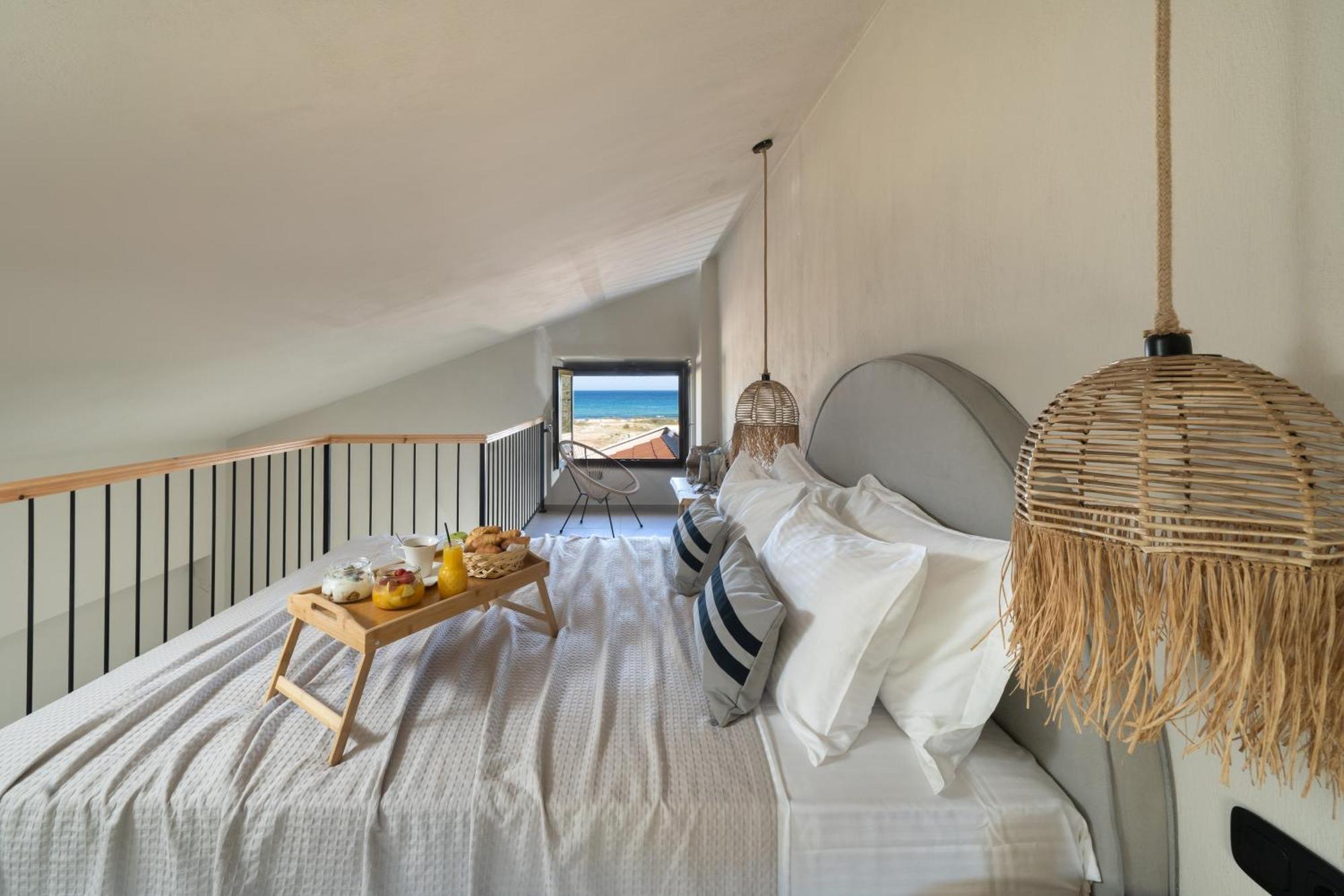 Amo Golden Suites خْريسيا أموذيا المظهر الخارجي الصورة