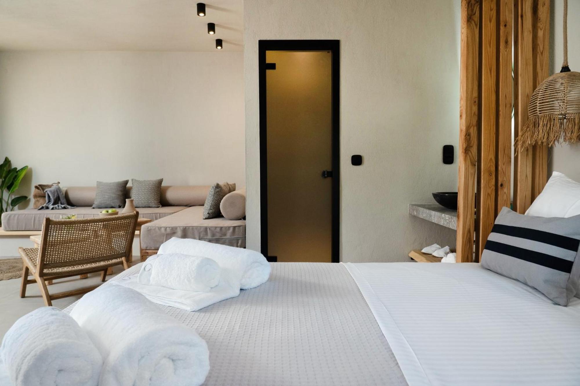 Amo Golden Suites خْريسيا أموذيا المظهر الخارجي الصورة