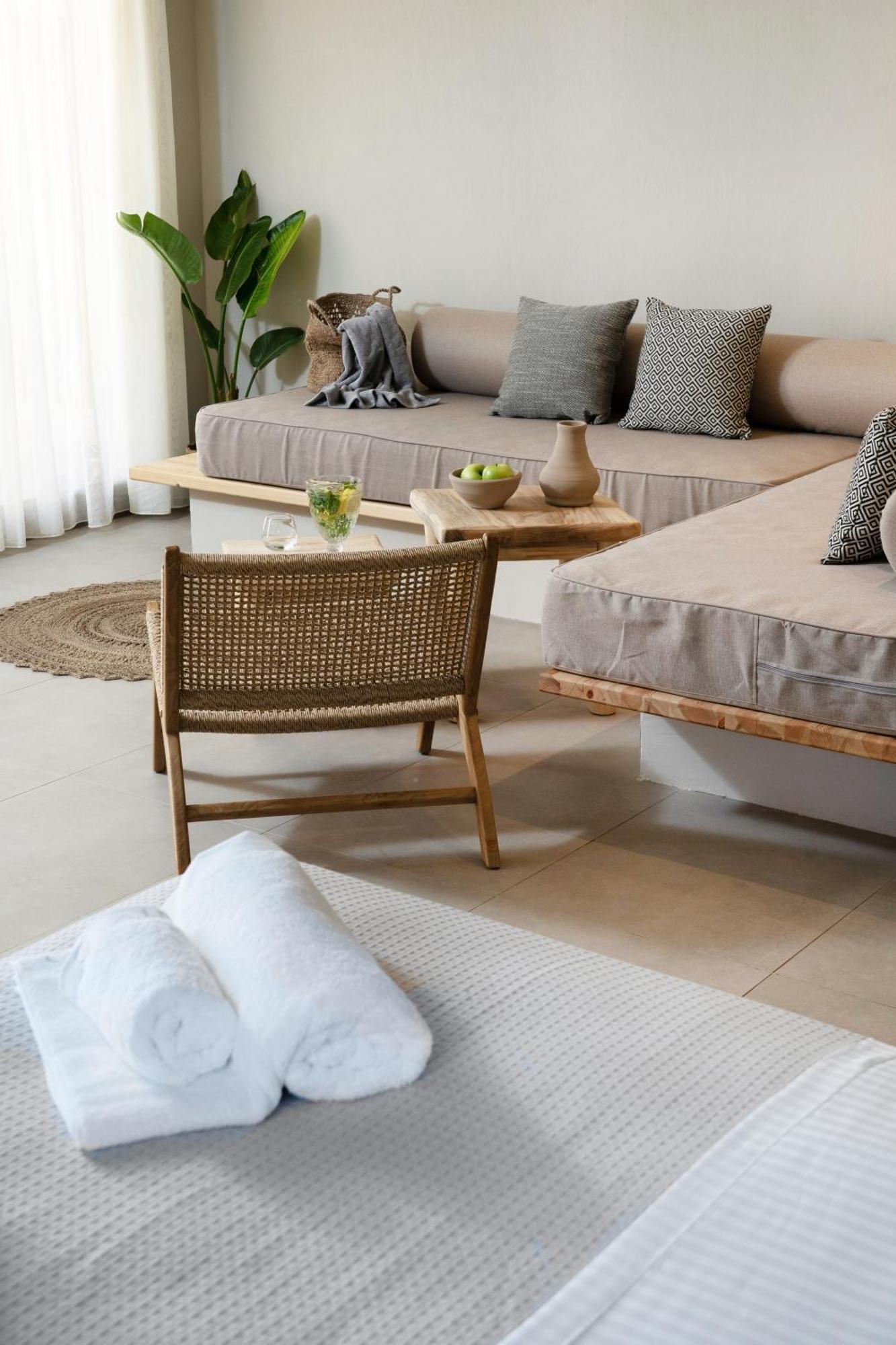 Amo Golden Suites خْريسيا أموذيا المظهر الخارجي الصورة